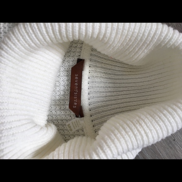 White warm turtleneck sweater dress - Picture 2 of 4